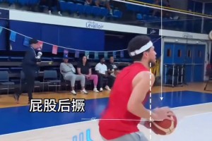 杰伦·布朗：和詹姆斯、马克西一起训练太棒了 他们都很强