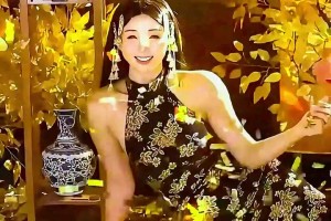 又美又专业！张曼源穿旗袍聊NBA中国行这气质和身材都太顶了